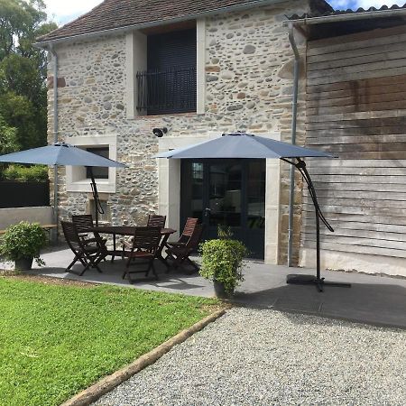 Gite Petitou Jasses Exterior foto